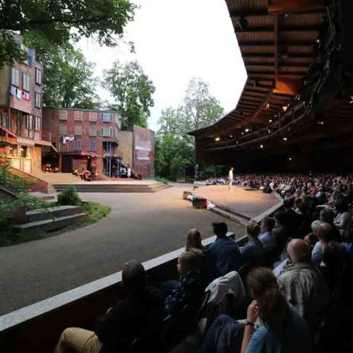 Bühne und Zuschauertribüne, Foto: Andi Dierolf Naturtheater