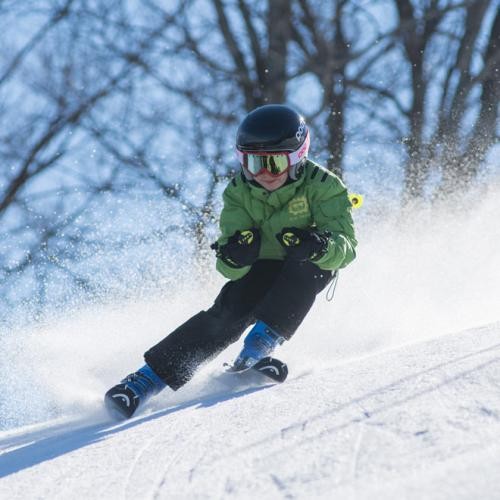 Kind fährt Ski, Foto: Pixabay