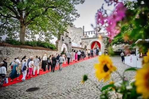 Vorverkaufsstart für die Generalprobe von „Otello“, Foto: Oliver Vogel Vorverkaufsstart für die Generalprobe von „Otello“, Foto: Oliver Vogel