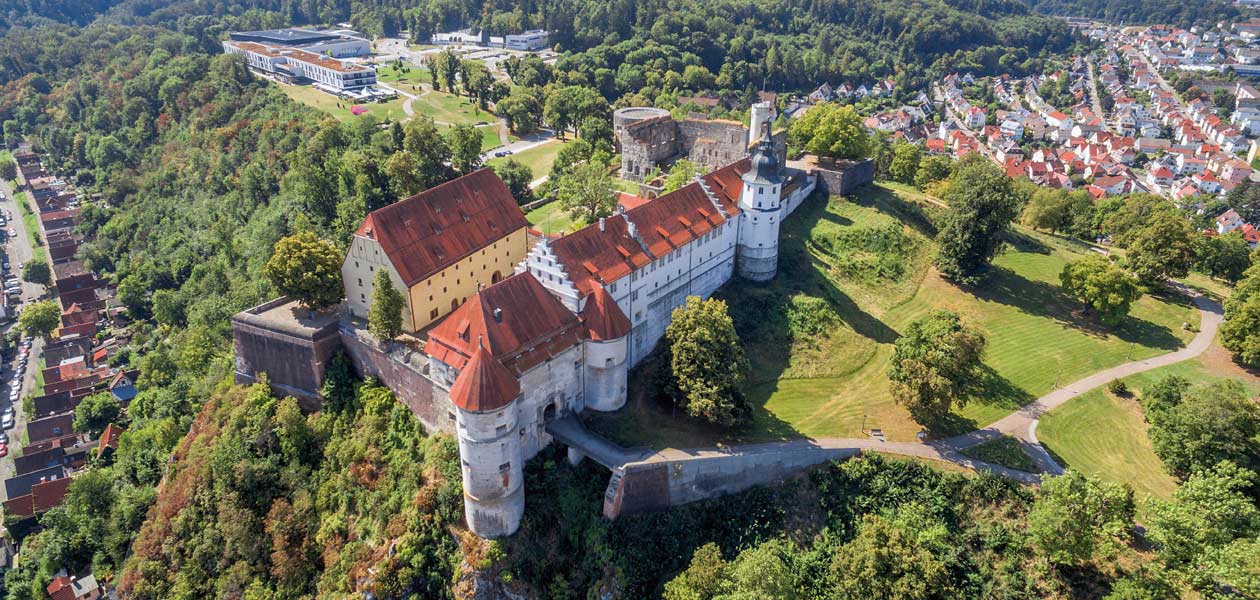 Schloss Hellenstein aus Vogelperspektive, Foto: cmc, Daniel Paus